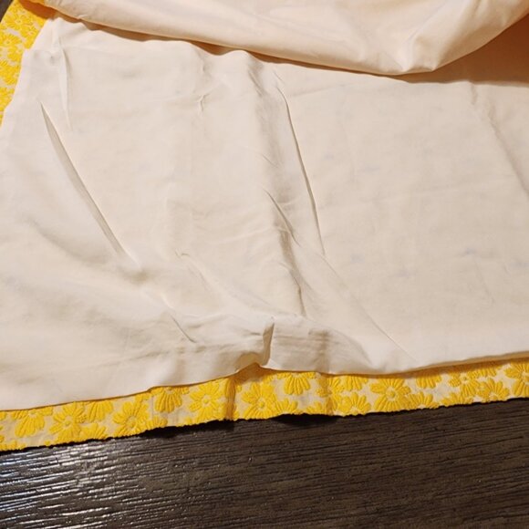 Tuckernuck Yellow Daisy Jacquard Aurelia Dress NWT XL - Picture 13 of 15